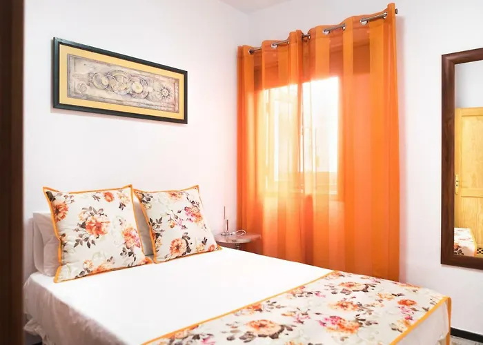 Casa Tia Julia, Vivienda Independiente 4 Pax En Playa Teresitas Vakantiehuis